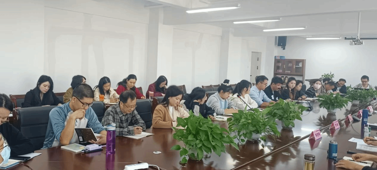 新师启航 职教智汇 ——必赢官网召开新进教师教学座谈会