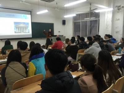 必赢官网创建高效课堂暨第三届课堂教学示范课活动圆满结束