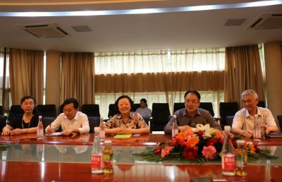 必赢官网顾问德国国家科学院院士Alfons Labisch一行来校访问